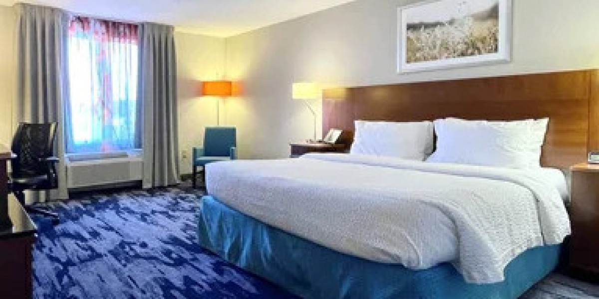 Make the best room booking in Pearl at Fairfield Inn & Suites.