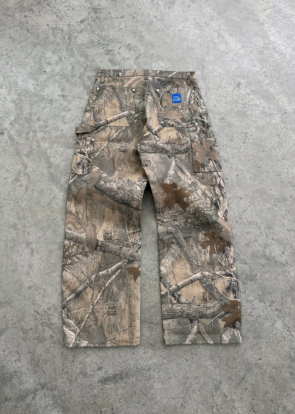 Akimbo Double Knees - Realtree Camo || Buy Now || Limited Stock