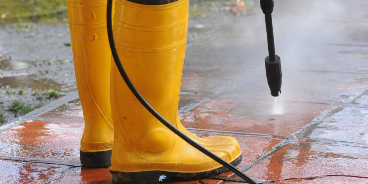 Enhance Your Business's Curb Appeal with Commercial Pressure Washing in Winter Springs, FL