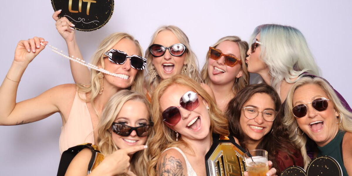 Photo Booth for Events: Creating Lasting Memories in Orlando