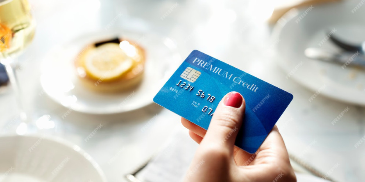 The benefits of using a Credit Card