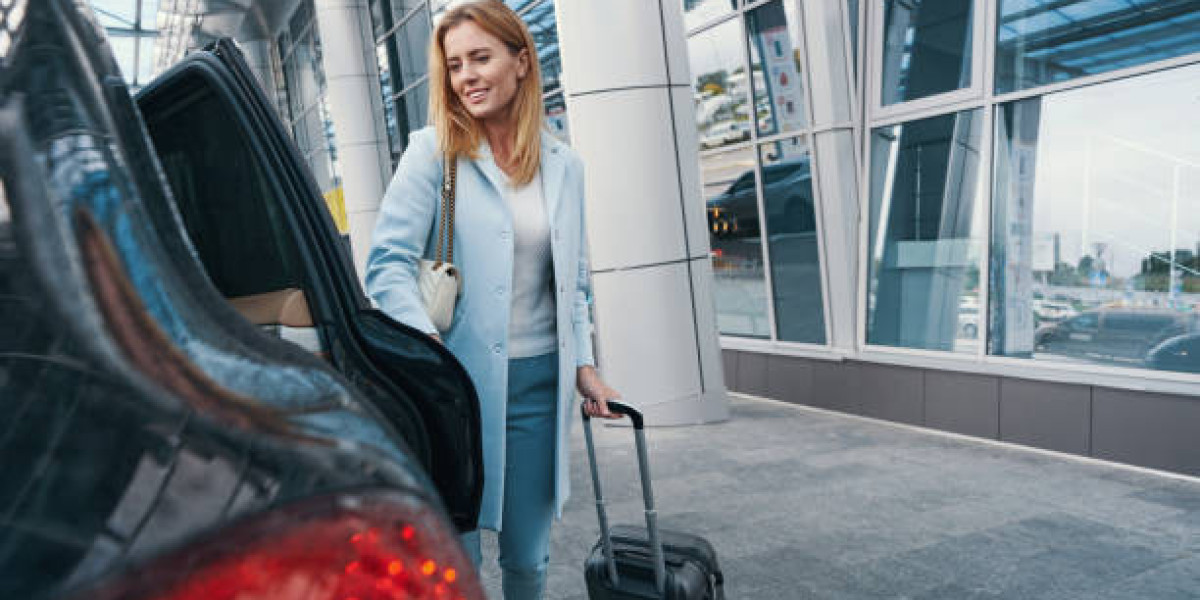 Airport Taxi Transfers Made Easy: Book Your Ride Today