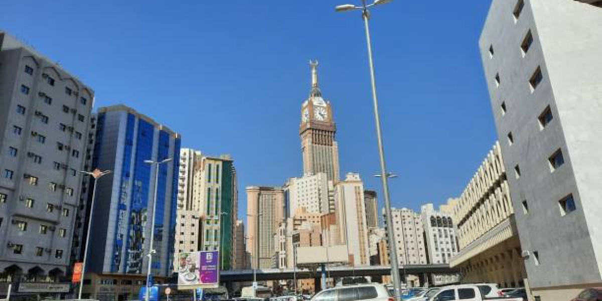 Budget-Friendly Options for Makkah to Madinah Taxi Fare