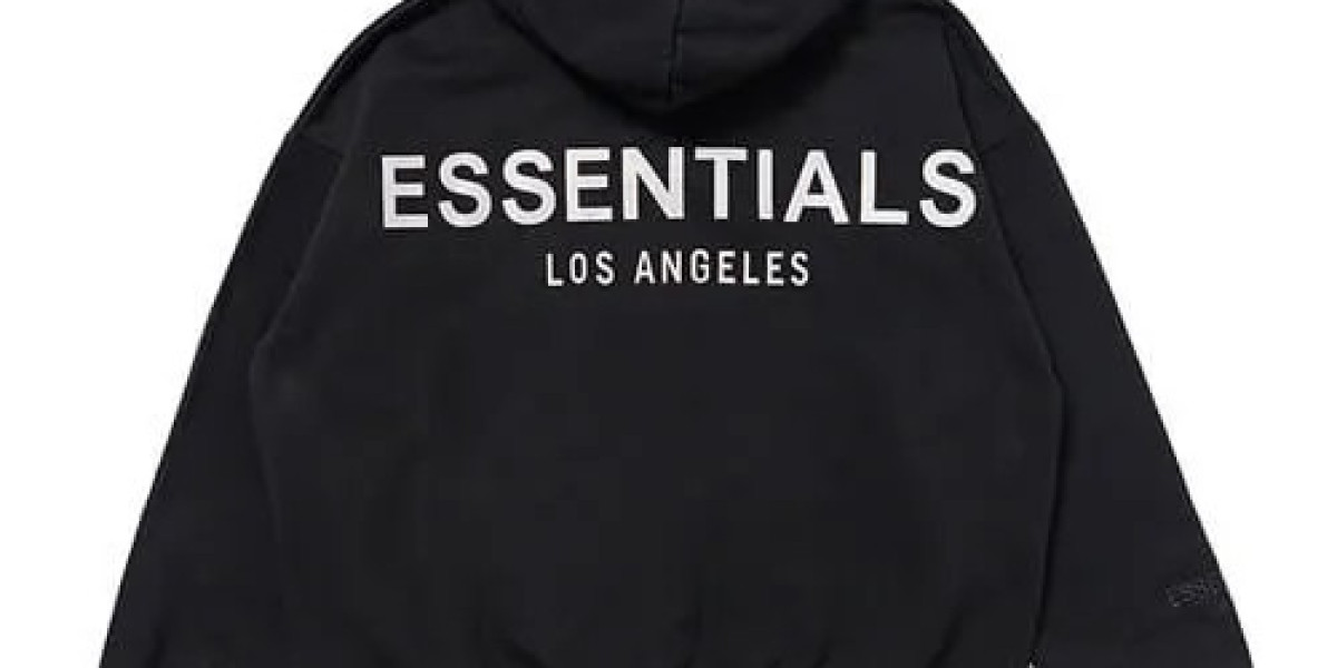 The Rise of the Essentials Hoodie: A Fashion Staple in the UK