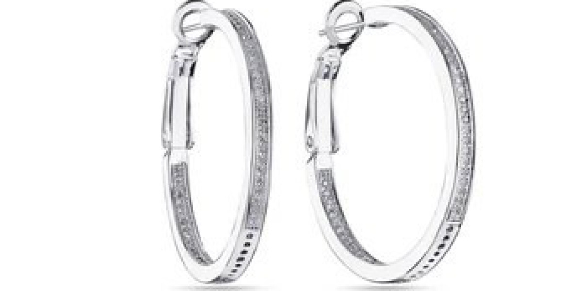 Why Valentina’s Moissanite Hoop Earrings Are a Timeless Addition to Your Jewelry Collection