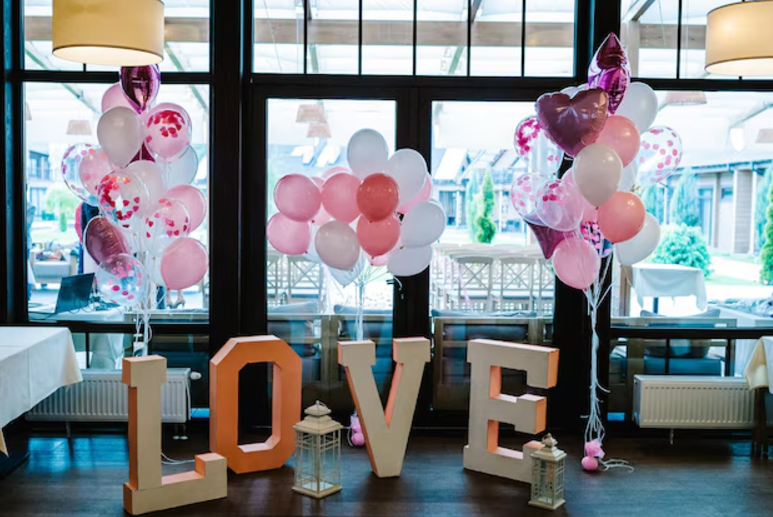 Creativity with Personalised Balloons for Weddings in Singapore!