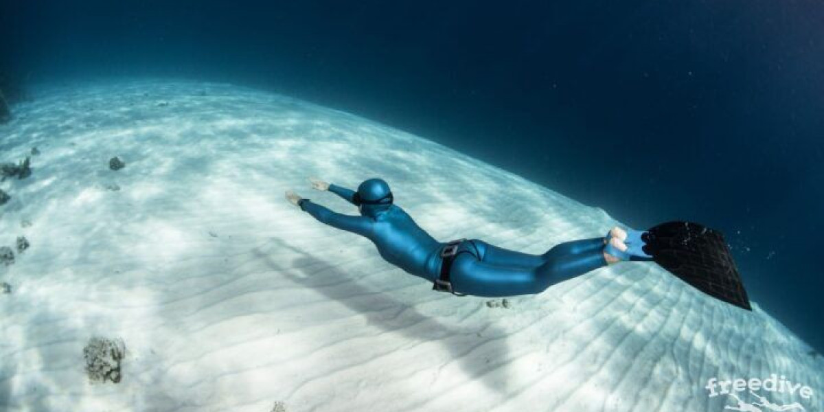 Freediving in Komodo