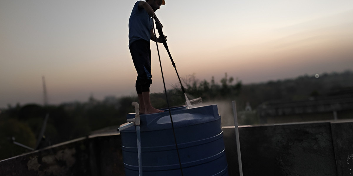 Top Water Tank Cleaning Companies in UAE: Ensuring Safe and Clean Water