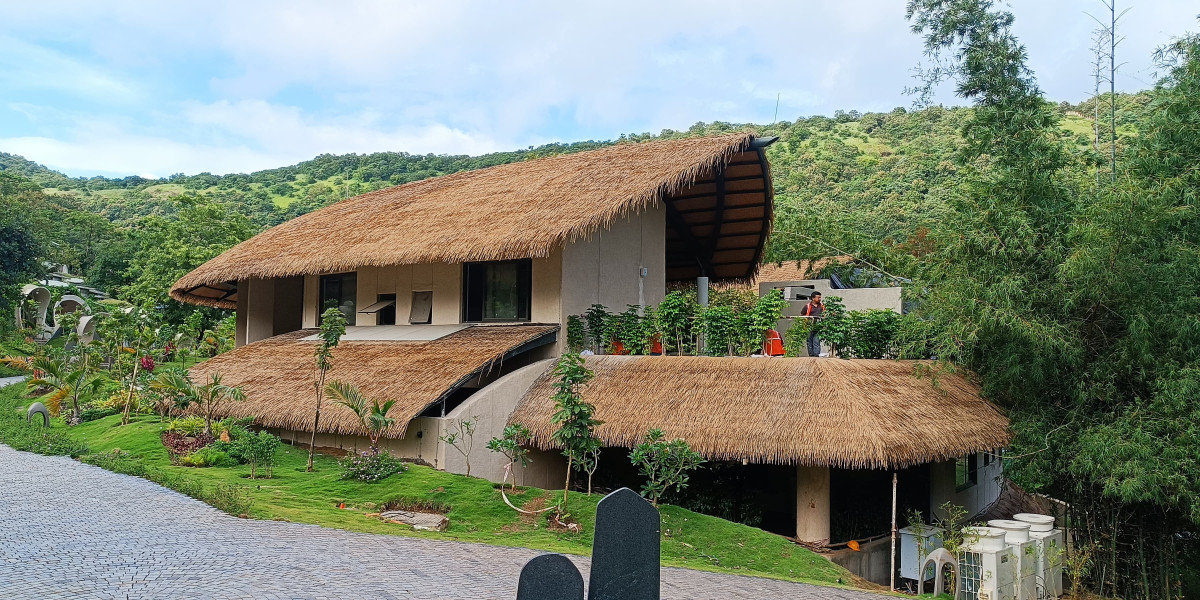 Achieve The Tropical Look With Artificial Thatch Roofs