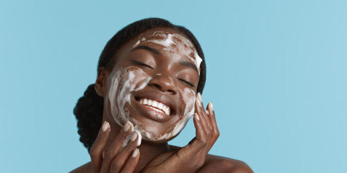 The Ultimate Guide to Choosing the Best Face Wash for Oily Skin