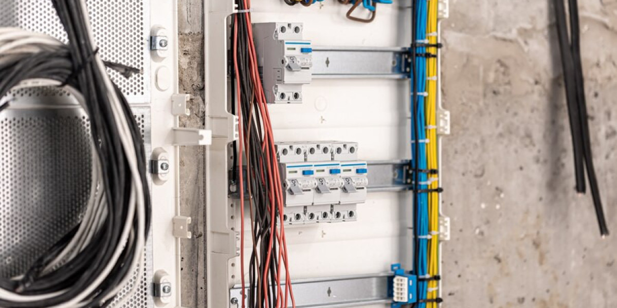 How To Find The Right Electrician In Sunriver, OR For Your Home Or Business