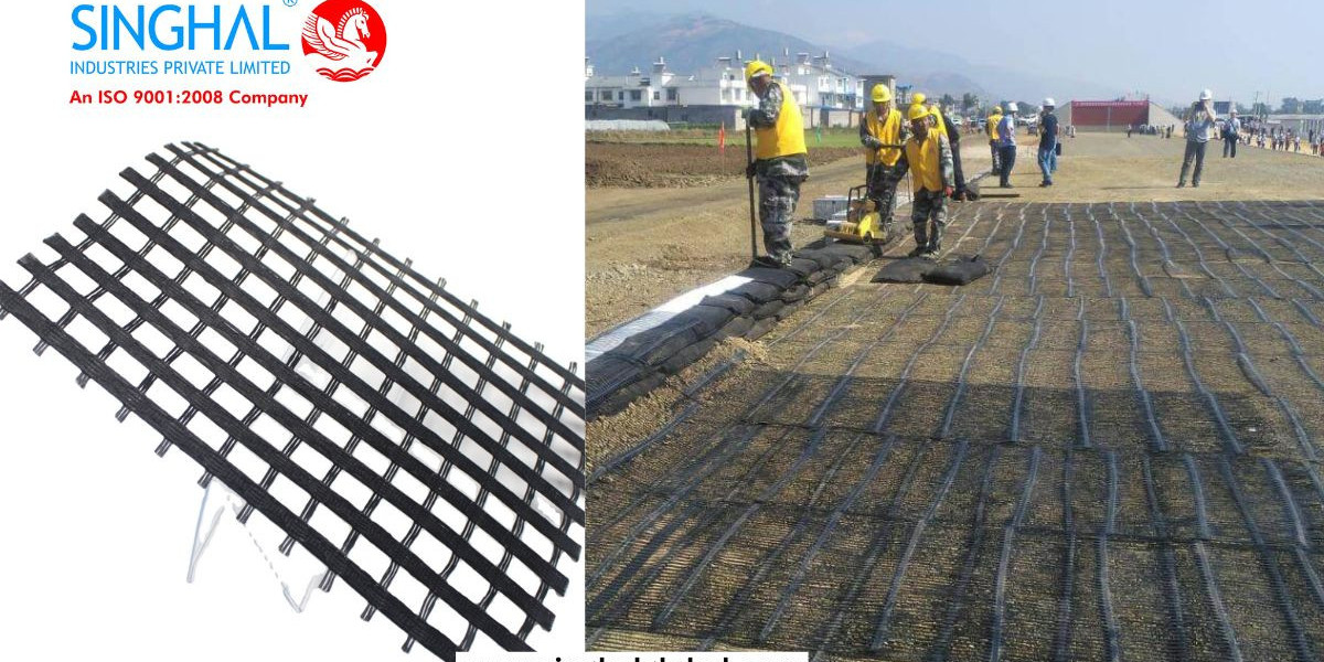 Polyester Geogrid: Strengthening Soil and Enhancing Construction Projects