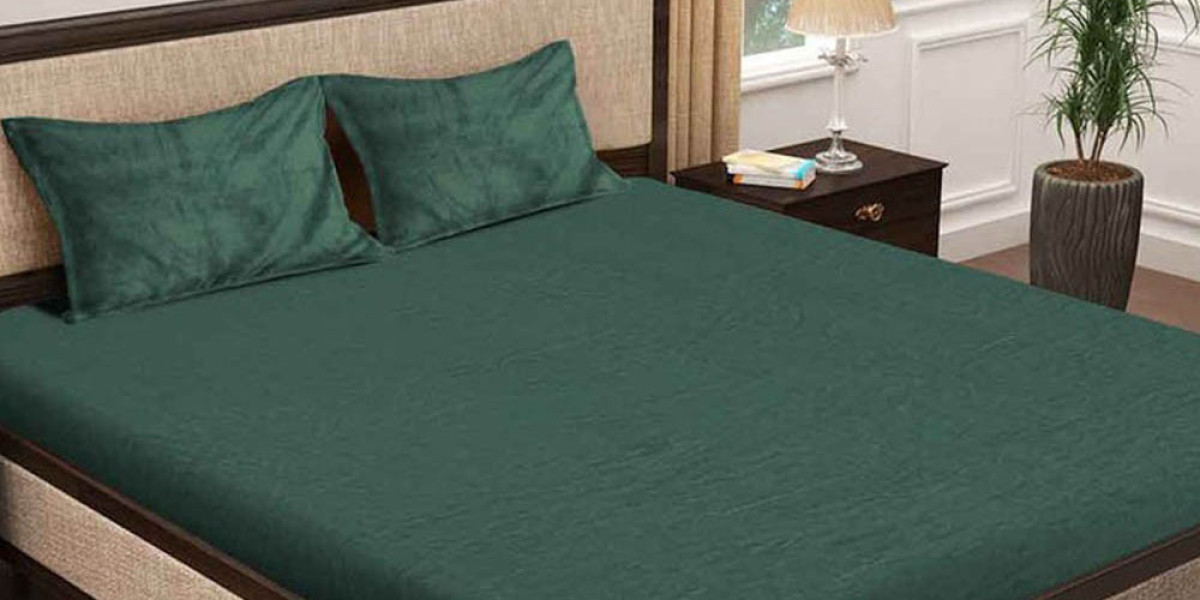 Weave & Decor: Where Tradition Meets Modern Elegance in Bed Sheets